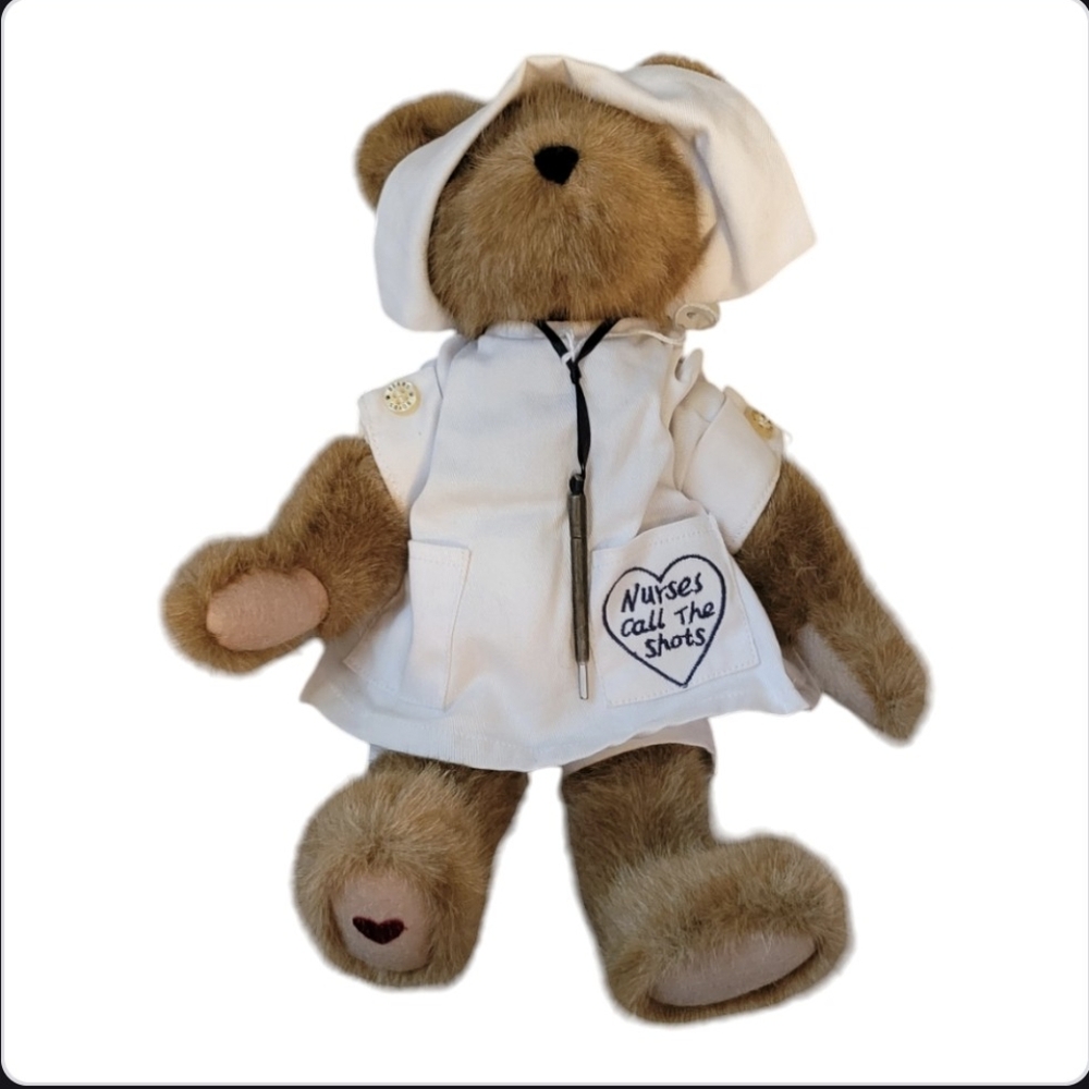 Florence Nightenbear - Picture 3 of 5